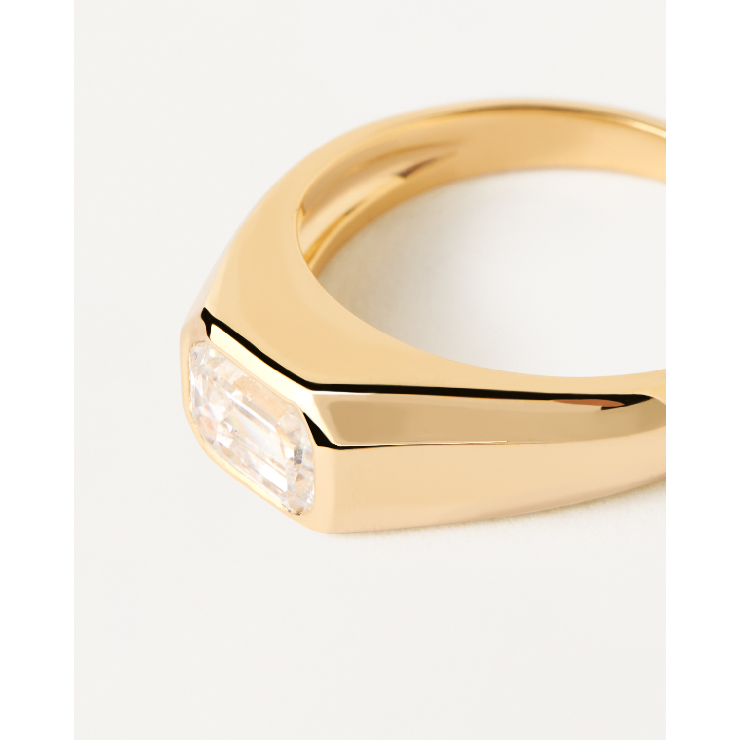 13f241c6-aa1f-4d2f-992b-1c573bd28387