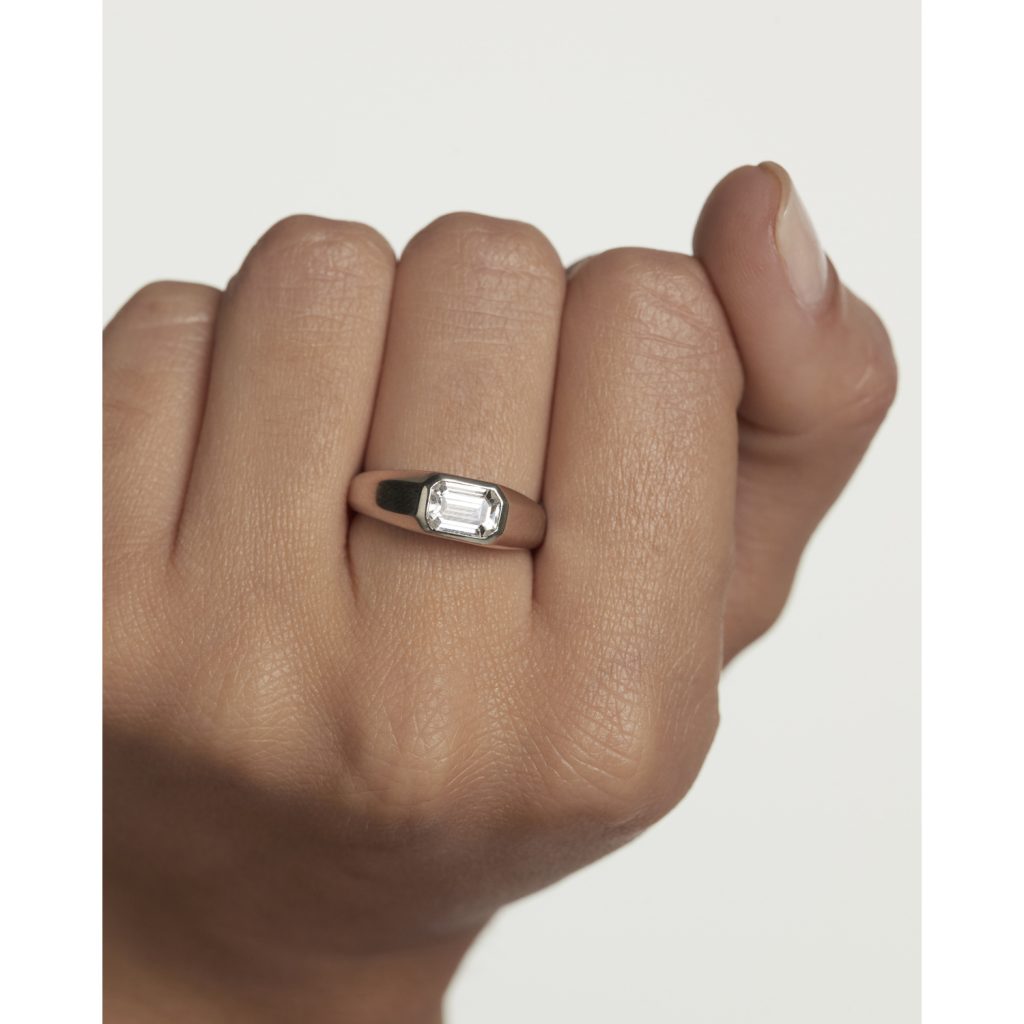 43554976-22a7-423b-a43c-72e538b1fa1c