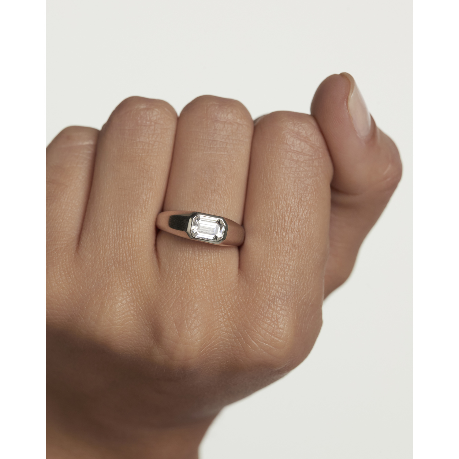 43554976-22a7-423b-a43c-72e538b1fa1c