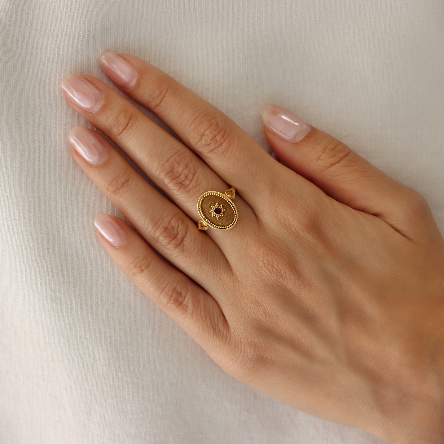 f9aafd38-b842-42da-8e00-40d02a368a3f