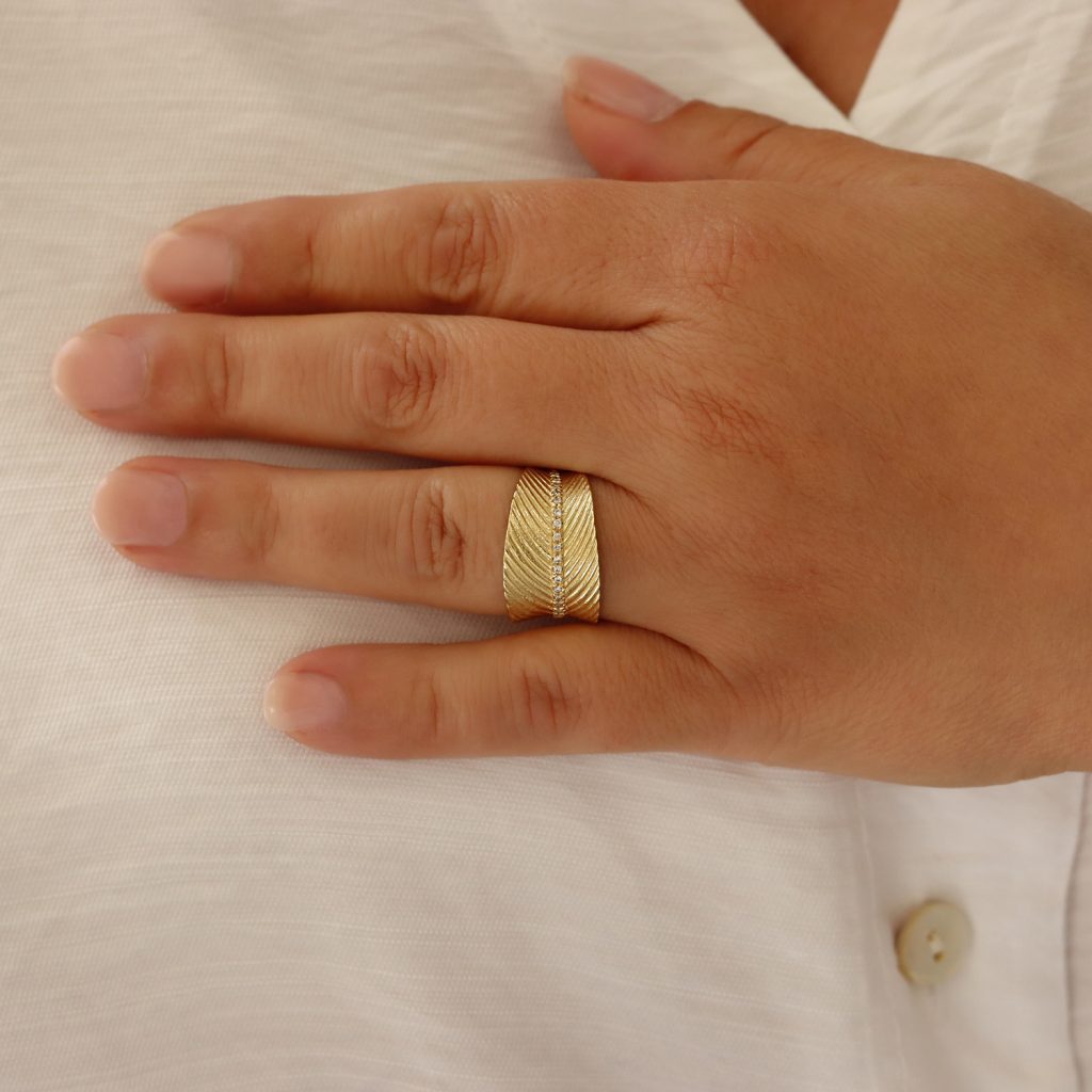 e8818dce-a308-4823-baac-d7e91d12319b