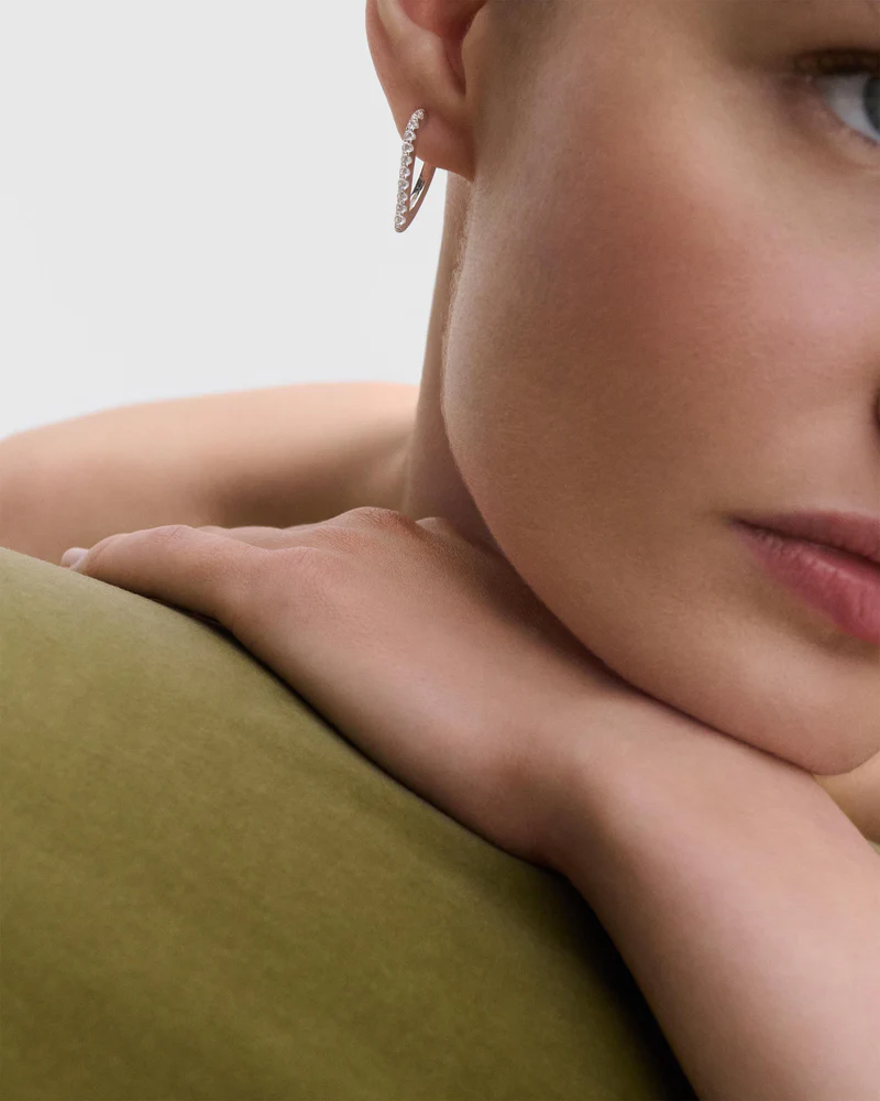 539a6498-c36f-439a-8aa0-f9774d76a8c9